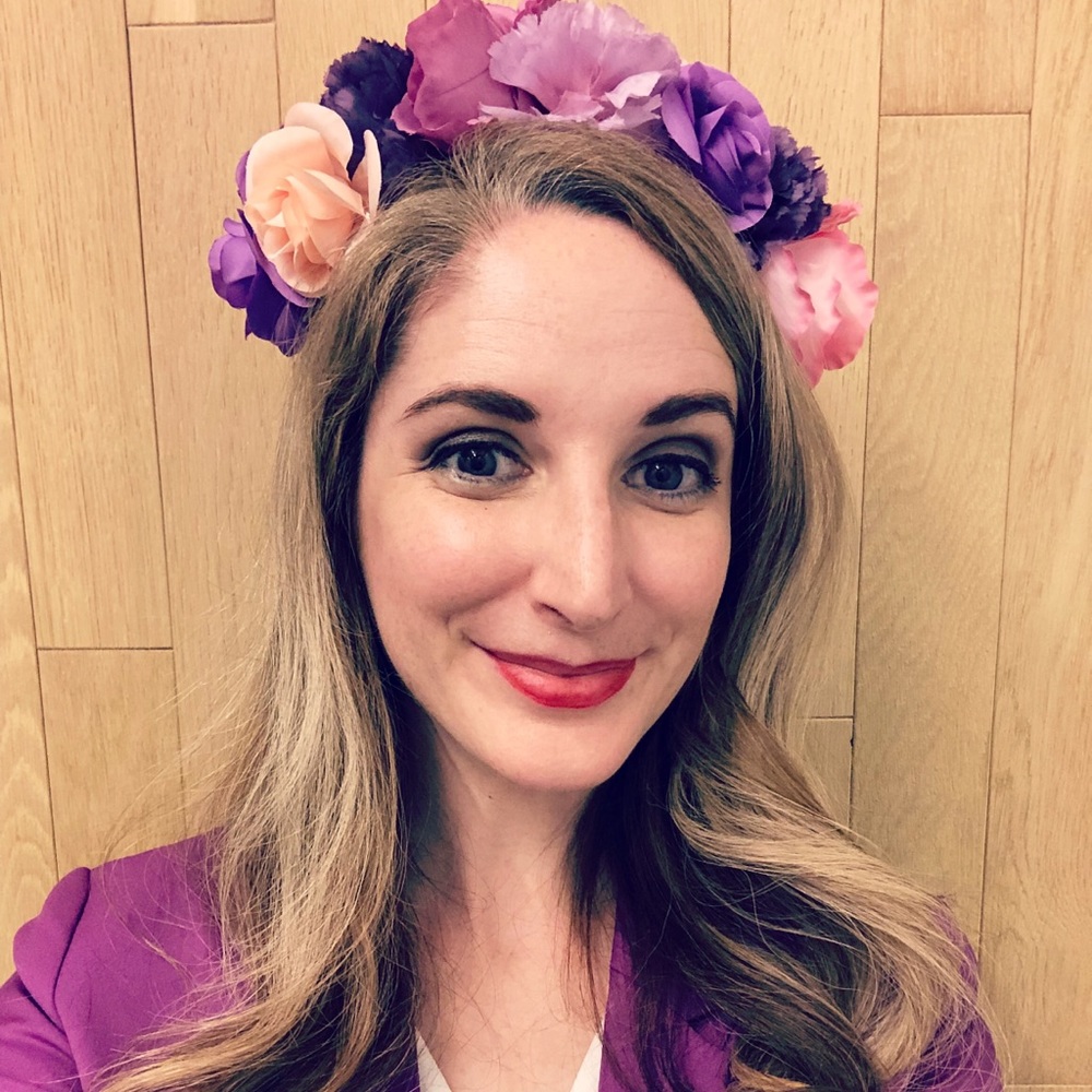 Meet your Posher, Maura